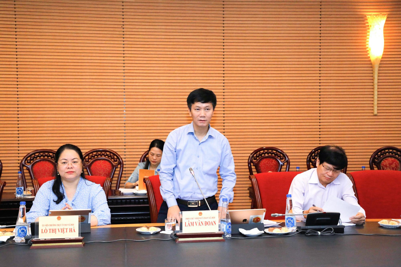 Phó Chủ nhiệm Ủy ban Xã hội Lâm Văn Đoan. Ảnh QH