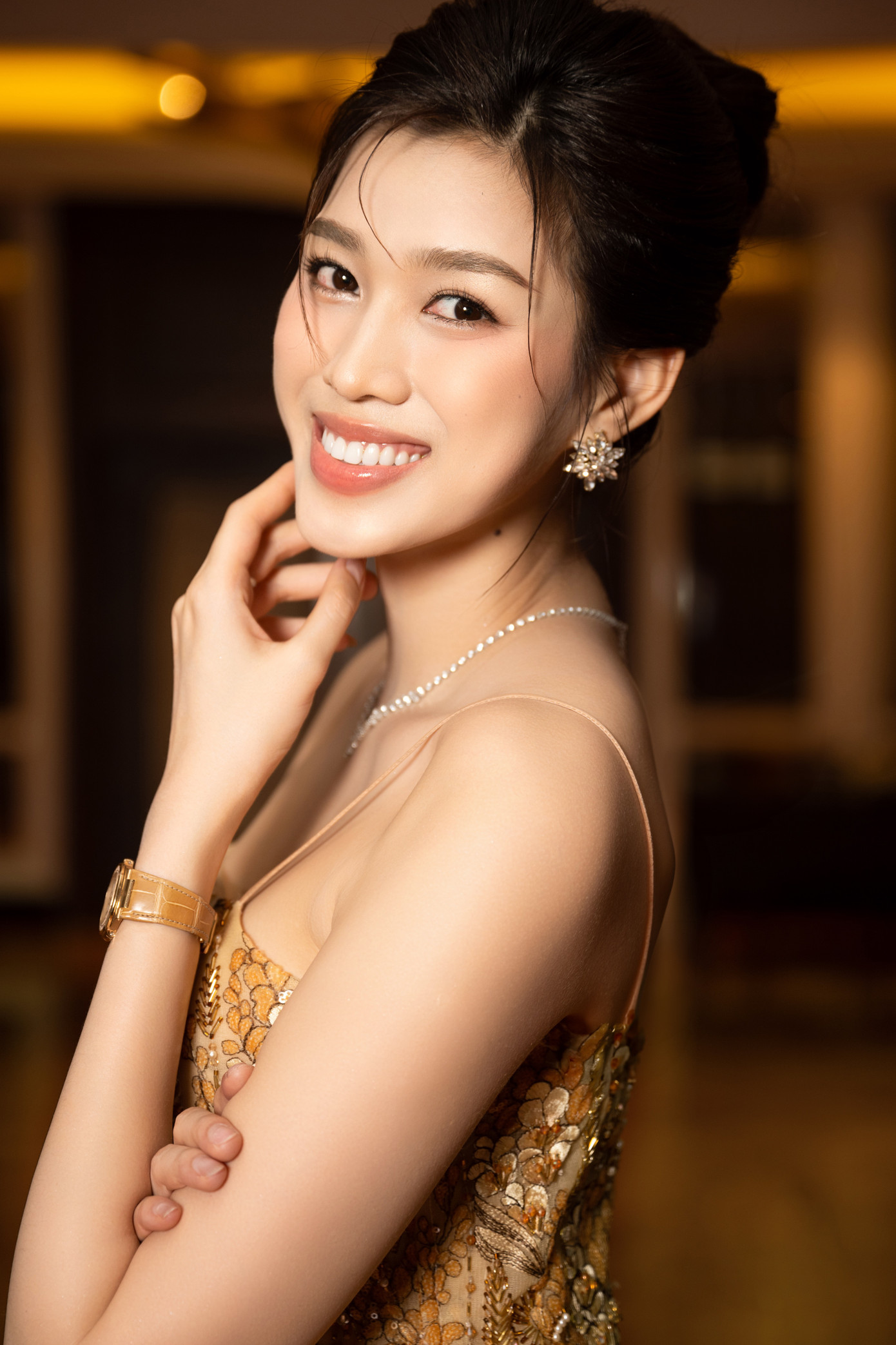 Người đẹp Thanh Hóa đã hoàn thành chương trình đại học, đang có kế hoạch học thạc sĩ. Cô hiện hoạt động trong lĩnh vực thẩm mỹ.