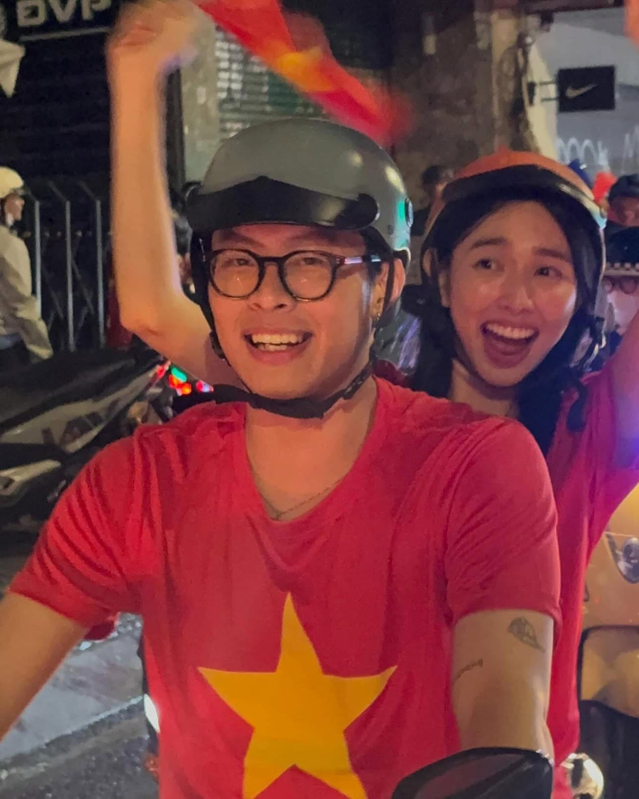 Bộ đôi rapper - hoa hậu đi qua nhiều tuyến phố của TPHCM. Họ trải nghiệm những cảm xúc vỡ oà khi hòa vào dòng người đông đúc.