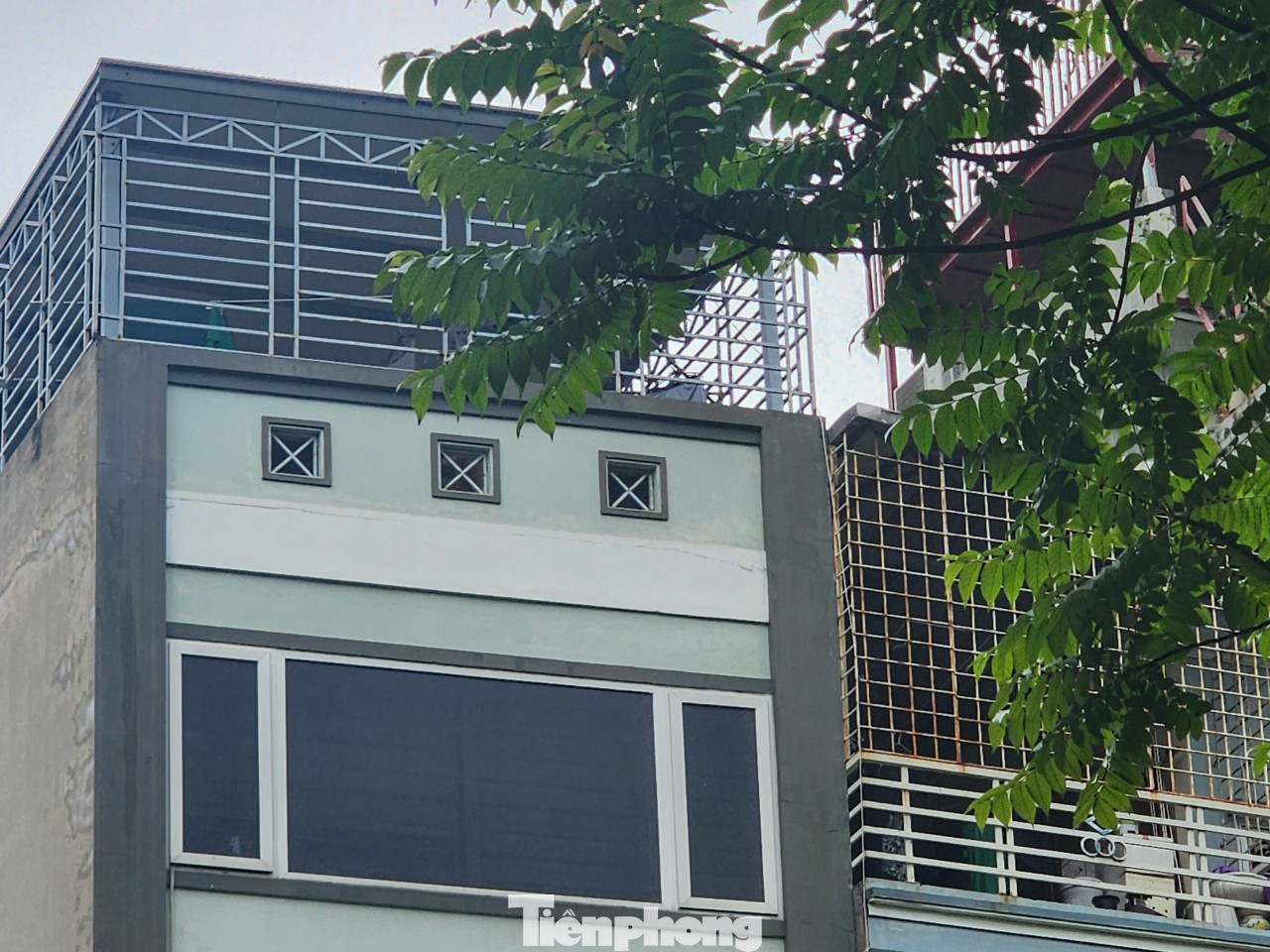 Thực tế, các căn hộ riêng lẻ cũng được người dân làm chuồng cọp. Ví như, một nhà riêng lẻ đã làm chuồng cọp, tuy nhiên điều này tiềm ẩn nhiều nguy cơ. Thực tế, các căn hộ riêng lẻ cũng được người dân làm chuồng cọp. Ví như, một nhà riêng lẻ đã làm chuồng cọp, tuy nhiên điều này tiềm ẩn nhiều nguy cơ.