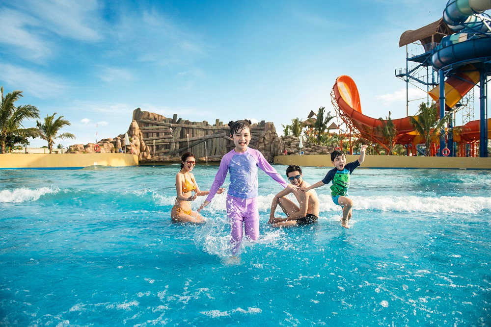 Công viên nước thỏa mãn mọi đối tượng du khách