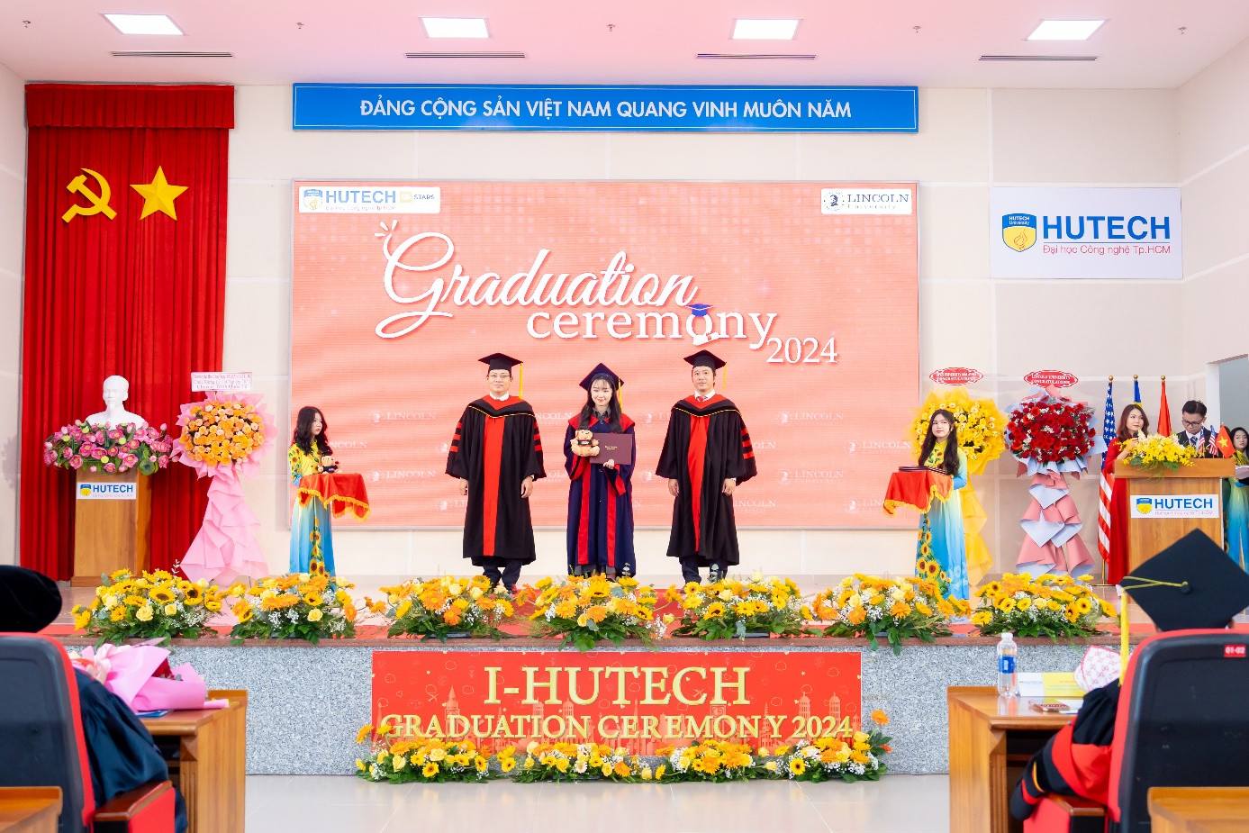 Bằng cấp quốc tế giúp sinh viên tự tin trở thành nhân sự ở các tập đoàn đa quốc gia Bằng cấp quốc tế giúp sinh viên tự tin trở thành nhân sự ở các tập đoàn đa quốc gia