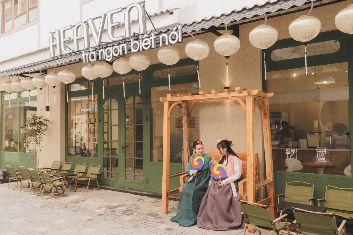 Phố chuẩn Hàn K-Town trở thành điểm hẹn hấp dẫn của giới trẻ và các tín đồ Hallyu