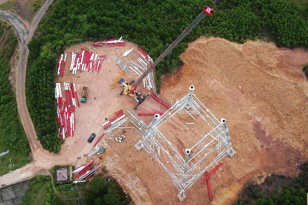 Vị trí 136 trong quá trình thi công dựng cột