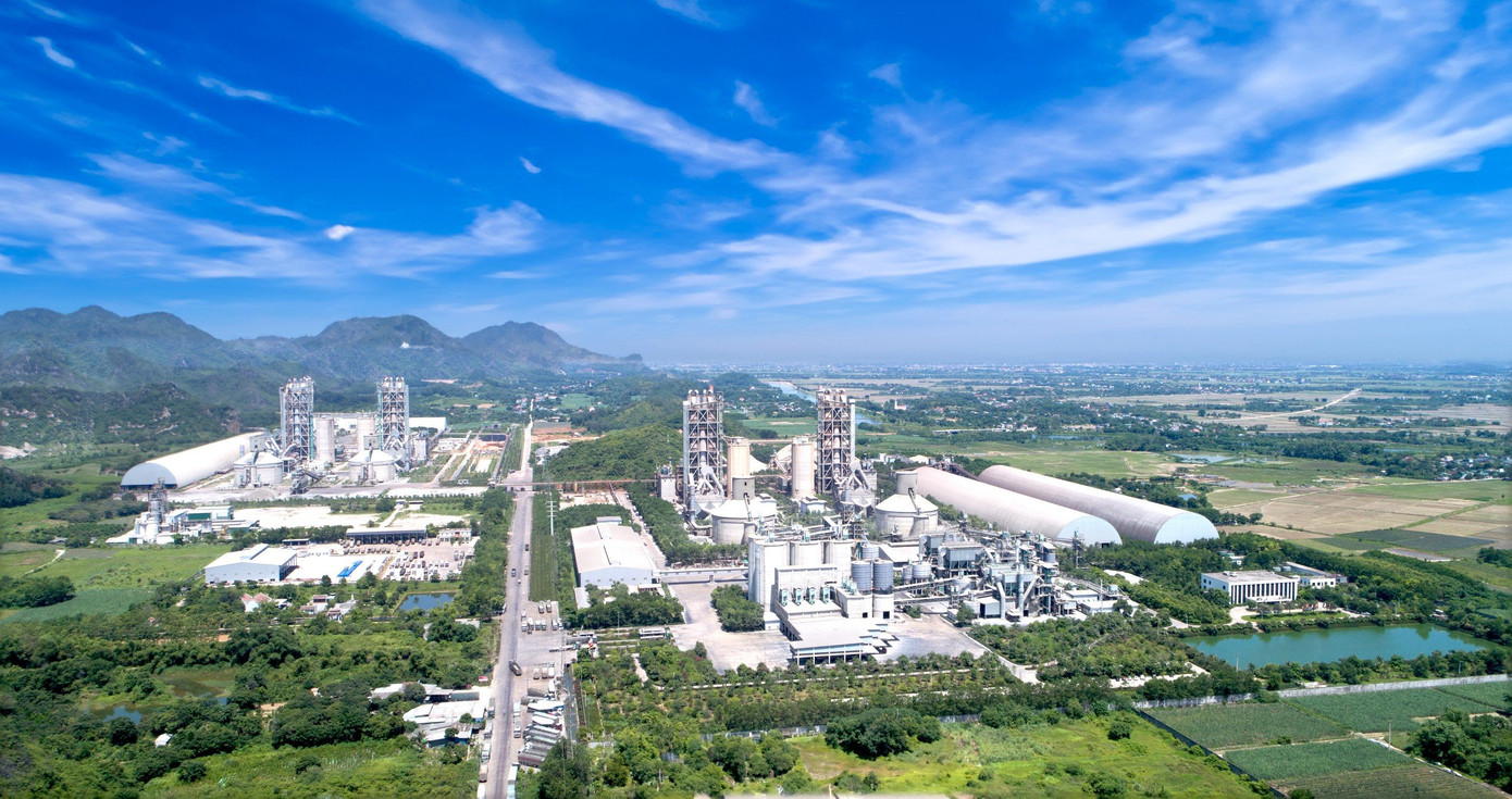 Nhà máy xi măng Long Sơn tại phường Đông Sơn, thị xã Bỉm Sơn, Thanh Hoá Nhà máy xi măng Long Sơn tại phường Đông Sơn, thị xã Bỉm Sơn, Thanh Hoá