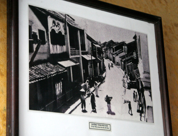Hình ảnh xưa của dãy phố Trần Phú ở Hội An