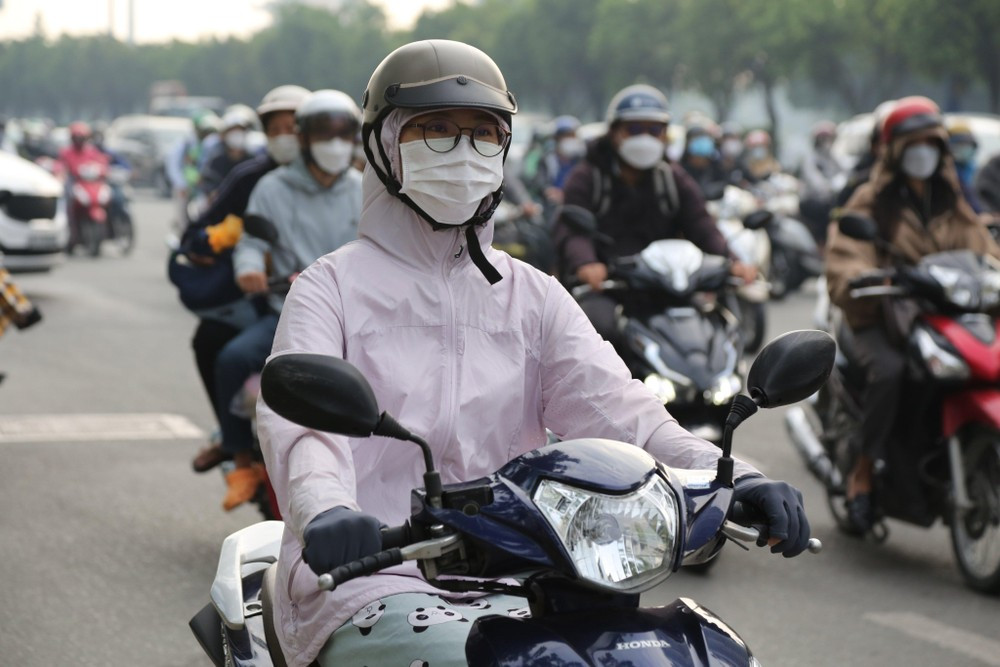 Trong hôm nay (8/5) và ngày mai (9/5), nắng nóng sẽ thu hẹp trên khu vực Nam Bộ, cường độ giảm dần và chấm dứt đợt nắng nóng diện rộng trên khu vực. (Ảnh minh họa) Trong hôm nay (8/5) và ngày mai (9/5), nắng nóng sẽ thu hẹp trên khu vực Nam Bộ, cường độ giảm dần và chấm dứt đợt nắng nóng diện rộng trên khu vực. (Ảnh minh họa)