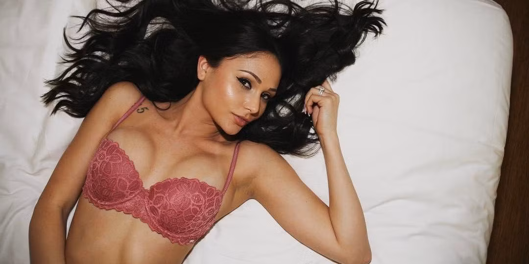 Sao phim người lớn thực sự được trả bao nhiêu tiền cho mỗi cảnh sex? ảnh 1