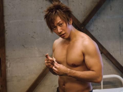 Vượt sao 'chính thống', ‘vua phim 18+ Nhật Bản’ được yêu thích nhất Hàn Quốc ảnh 1