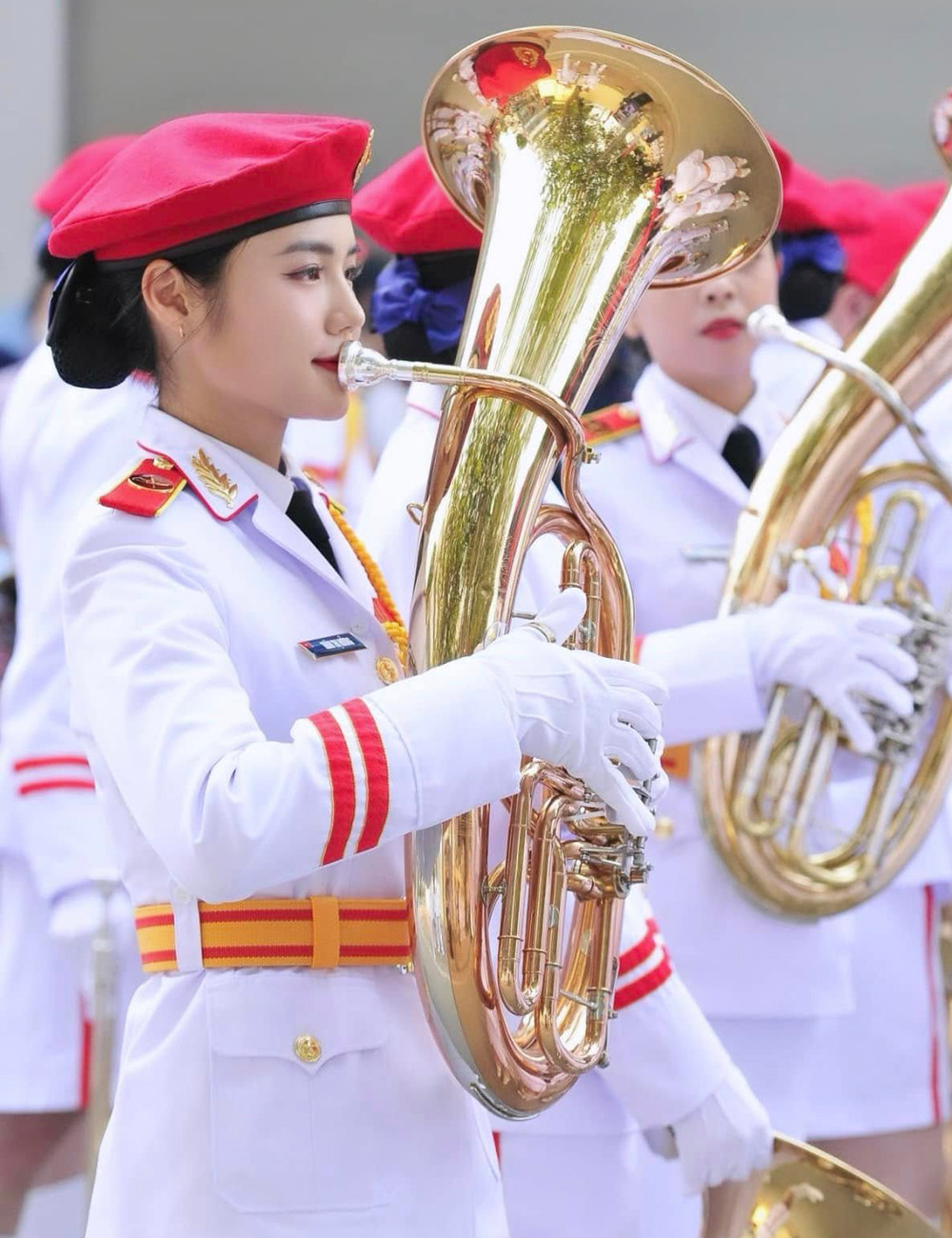 Hưởng và đồng đội tập luyện trong thời gian dài. Hưởng và đồng đội tập luyện trong thời gian dài.