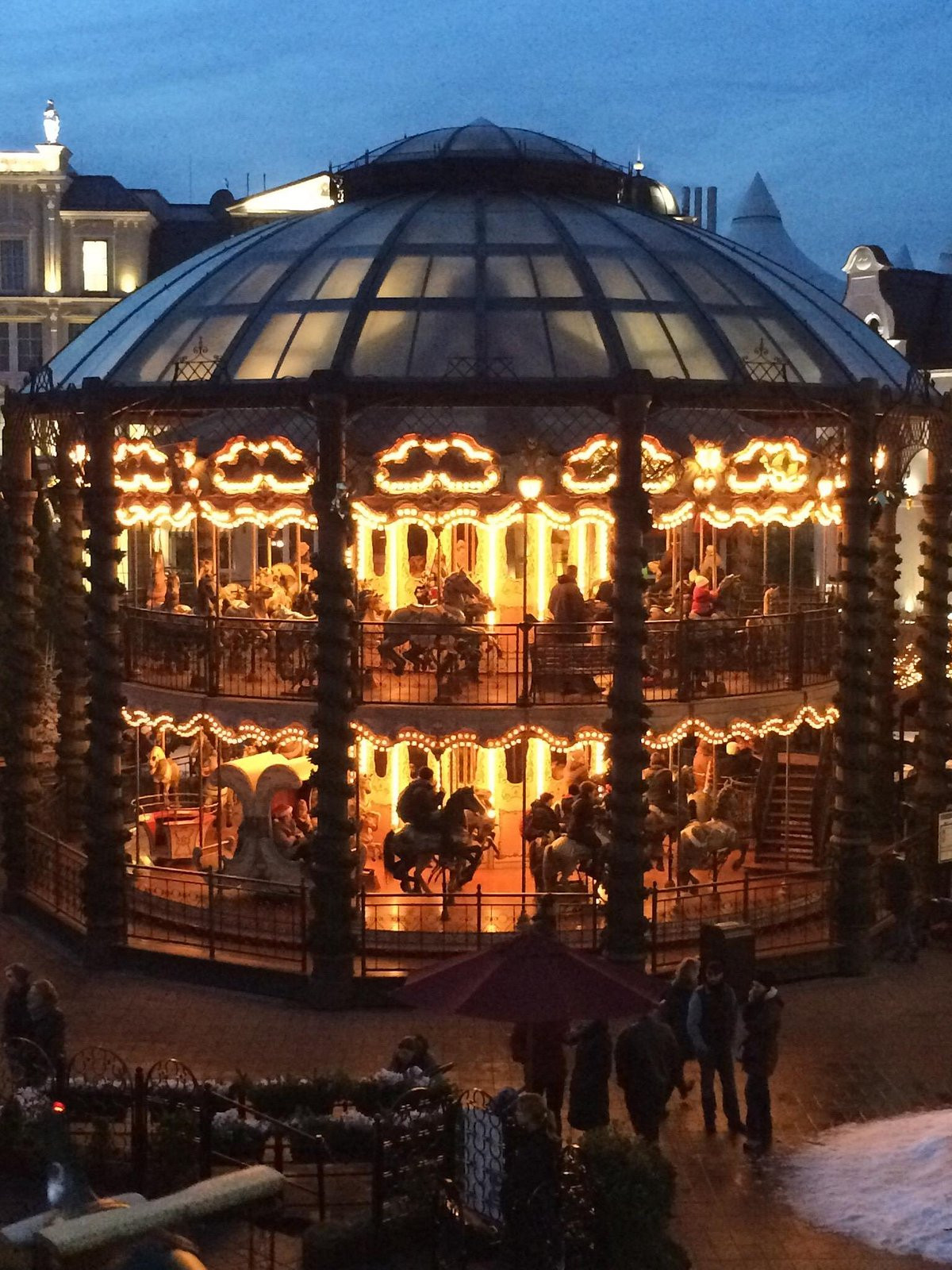 Dù chỉ có quy mô tầm trung nhưng mỗi năm có khoảng 2 triệu du khách ghé thăm và tận hưởng các dịch vụ cũng như trò chơi tại đây. (Nguồn ảnh: Tripadvisor)