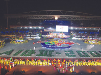 Sau khi tổ chức SEA Games 22 và Asian Indoor Games 3, VN vừa giành quyền đăng cai tổ chức Asian Games 18-2019, trong lúc nhiều đối thủ mạnh bỏ cuộc do lo ngại chi phí quá lớn. Ảnh: VSI. Sau khi tổ chức SEA Games 22 và Asian Indoor Games 3, VN vừa giành quyền đăng cai tổ chức Asian Games 18-2019, trong lúc nhiều đối thủ mạnh bỏ cuộc do lo ngại chi phí quá lớn. Ảnh: VSI