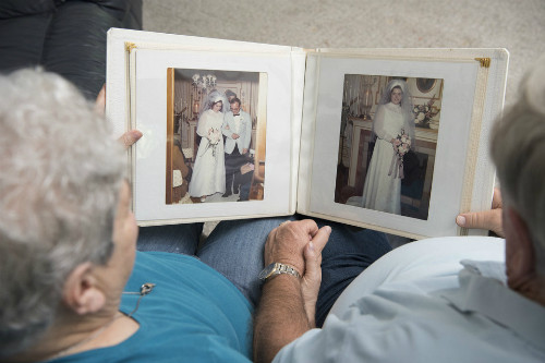 Hi hữu: Hai vợ chồng cùng bị ung thư vú ảnh 3