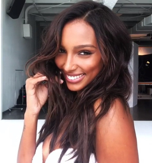 Dàn thiên thần chân dài nô nức đi thử nội y trước show diễn đình đám ảnh 7