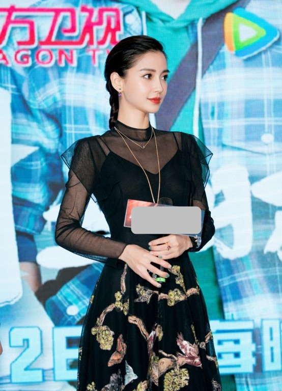 ‘Gái một con’ Angelababy sang chảnh yêu kiều ảnh 10
