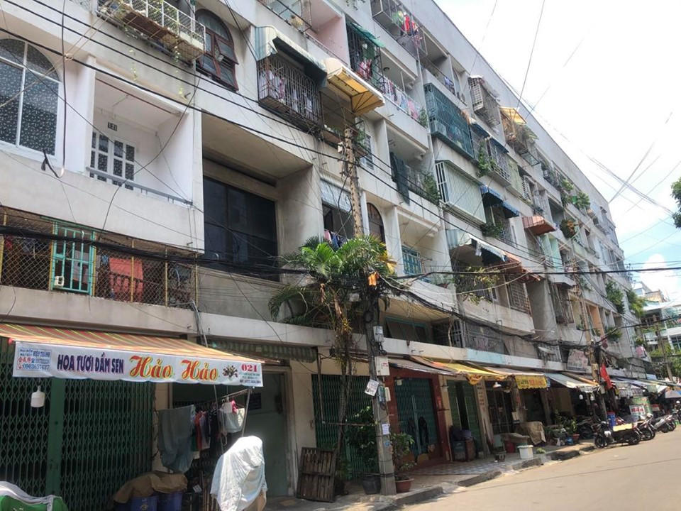 TPHCM cách ly tập trung 2 người tiếp xúc bệnh nhân 420 ​ ảnh 1