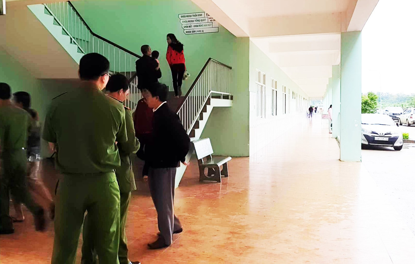 Bé sơ sinh tử vong tại Bệnh viện II Lâm Đồng, người nhà tố kíp trực tắc trách ảnh 1