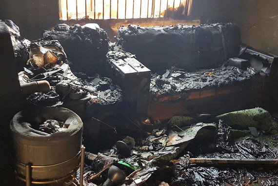 Lửa thiêu rụi nhà hai chị em ruột ngày cận Tết ảnh 1