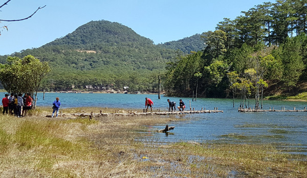 Phim trường ‘chui’ vẫn ngang nhiên hoạt động tại di tích quốc gia ảnh 4