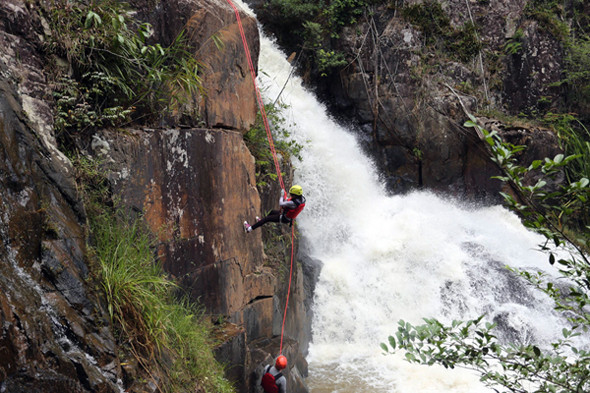 Tạm ngừng tour vượt thác Datanla sau vụ du khách Hàn Quốc tử nạn ảnh 2
