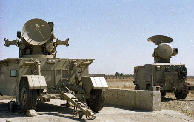 Tổ hợp tên lửa phòng không FM-80