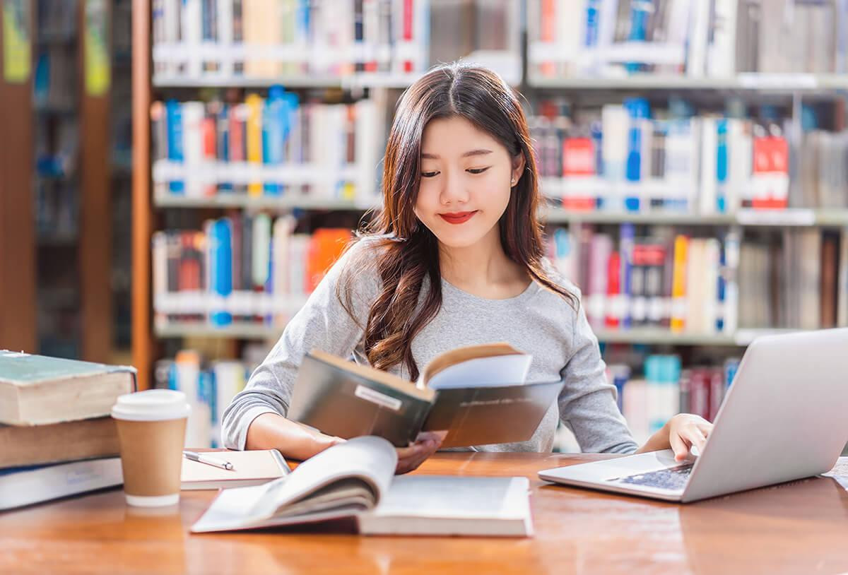 Hãy cứ hỏi thầy cô hoặc ai đó có trình độ cao và đáng tin cậy.