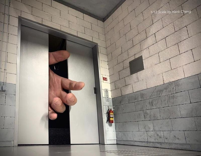 Bạn có thấy giống một chiếc thang máy ngoài đời thực không?