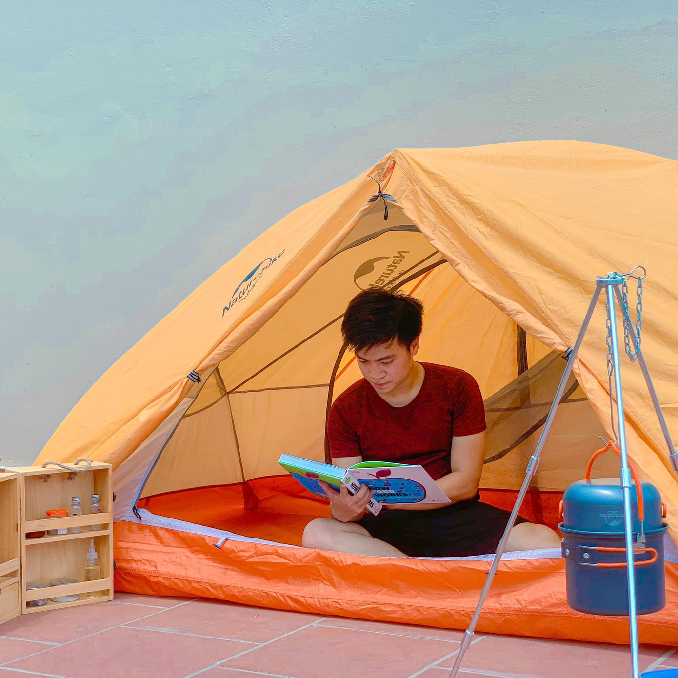 Sáng thức dậy ở một nơi hơi xa - Ảnh: Đức Lee Sáng thức dậy ở một nơi hơi xa - Ảnh: Đức Lee