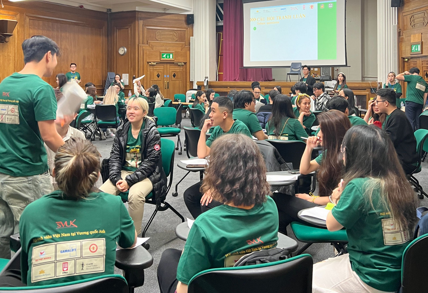 Các bạn tham gia sự kiện Hội trại thủ lĩnh 2024 đã có cơ hội gặp gỡ, kết nối với các bạn du học sinh Việt Nam khác tại Anh. Ảnh: BTC Các bạn tham gia sự kiện Hội trại thủ lĩnh 2024 đã có cơ hội gặp gỡ, kết nối với các bạn du học sinh Việt Nam khác tại Anh. Ảnh: BTC