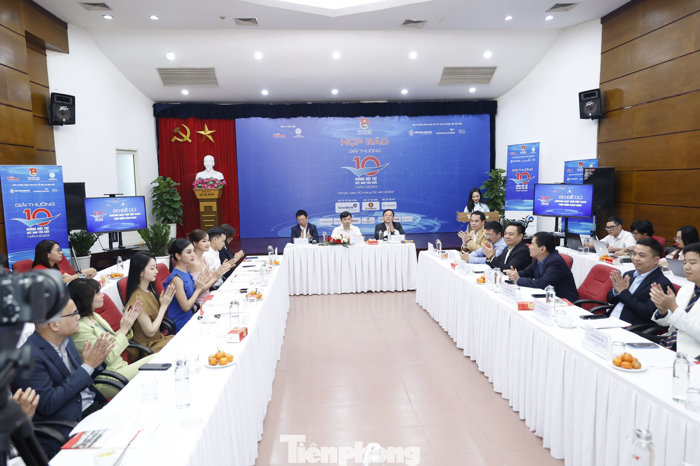 Quang cảnh buổi họp báo công bố 20 đề cử tiêu biểu vào vòng bình chọn trực tuyến của Giải thưởng. Quang cảnh buổi họp báo công bố 20 đề cử tiêu biểu vào vòng bình chọn trực tuyến của Giải thưởng.