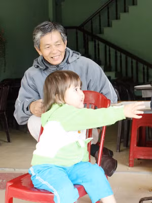 Con gái của chị Ngân với người chồng Thụy sĩ Ảnh: Nguyễn Huy