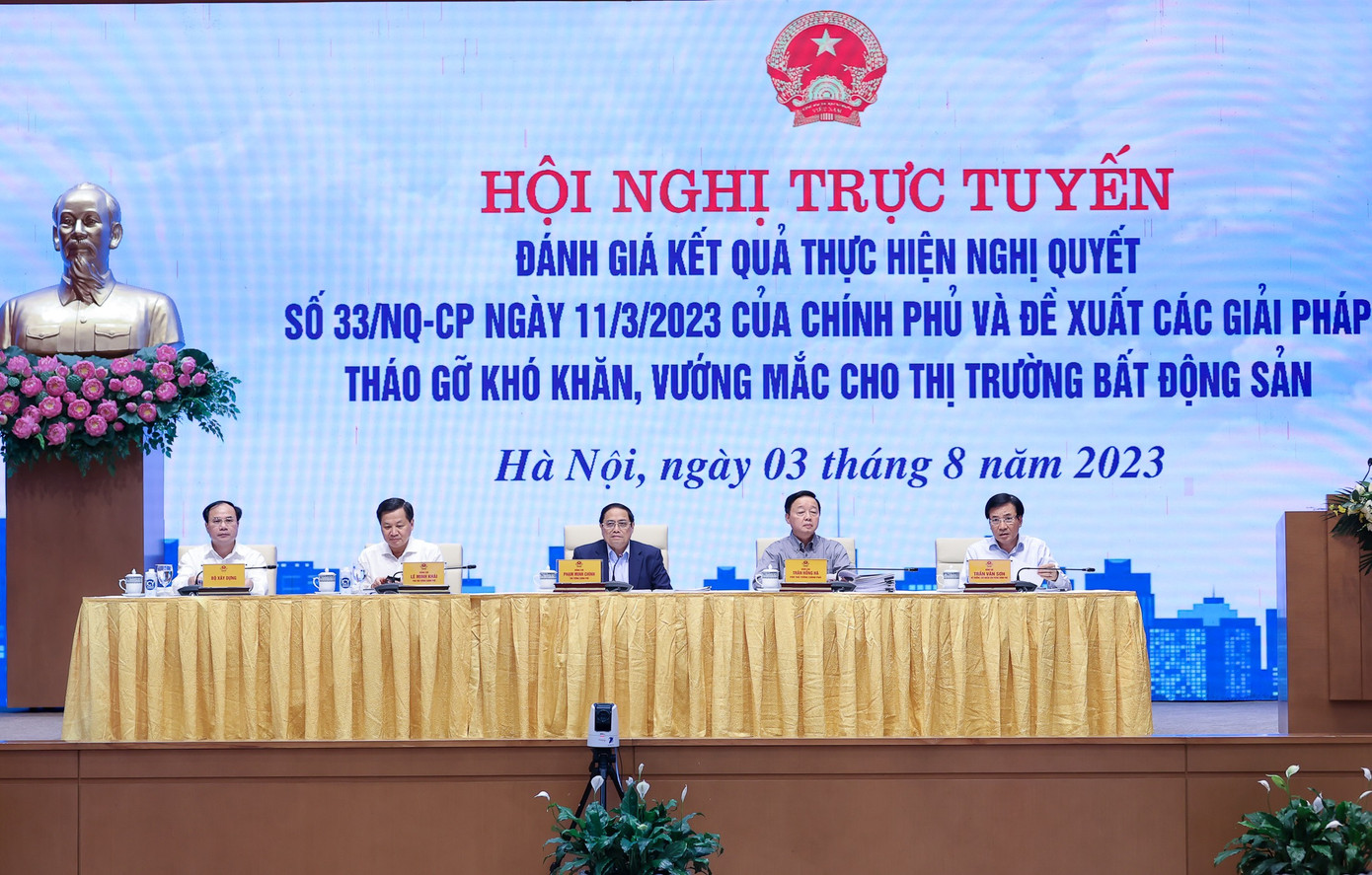Hội nghị trực tuyến đánh giá kết quả thực hiện Nghị quyết số 33 của Chính phủ và đề xuất các giải pháp tháo gỡ khó khăn, vướng mắc cho thị trường bất động sản.