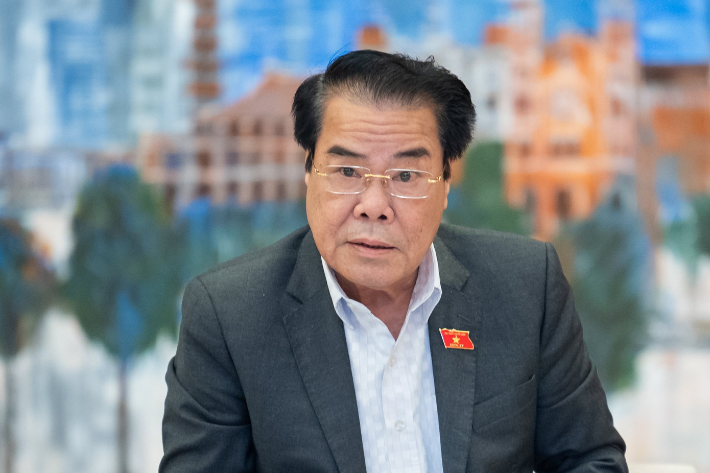 Trưởng ban Dân nguyện Dương Thanh Bình. Trưởng ban Dân nguyện Dương Thanh Bình.