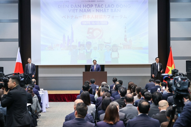 Thủ tướng phát biểu tại diễn đàn. Ảnh Nhật Bắc Thủ tướng phát biểu tại diễn đàn. Ảnh Nhật Bắc