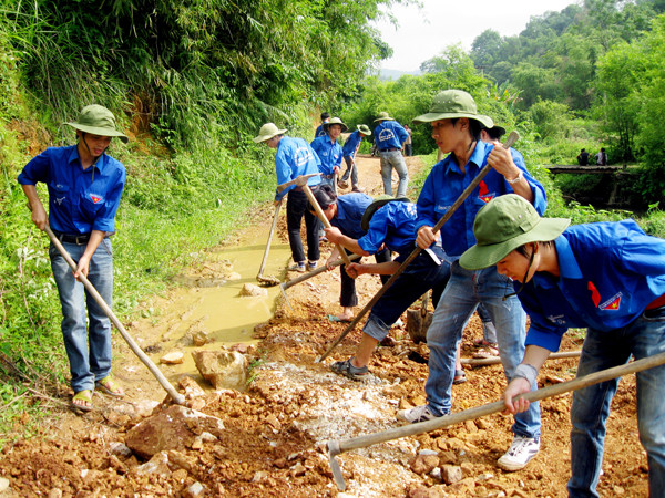 Cần chính sách hỗ trợ để hoạt động tình nguyện phát triển bền vững. Ảnh: H.Y