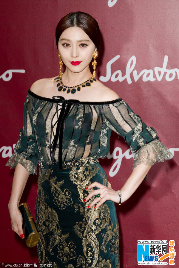 Tại một sự kiện thời trang