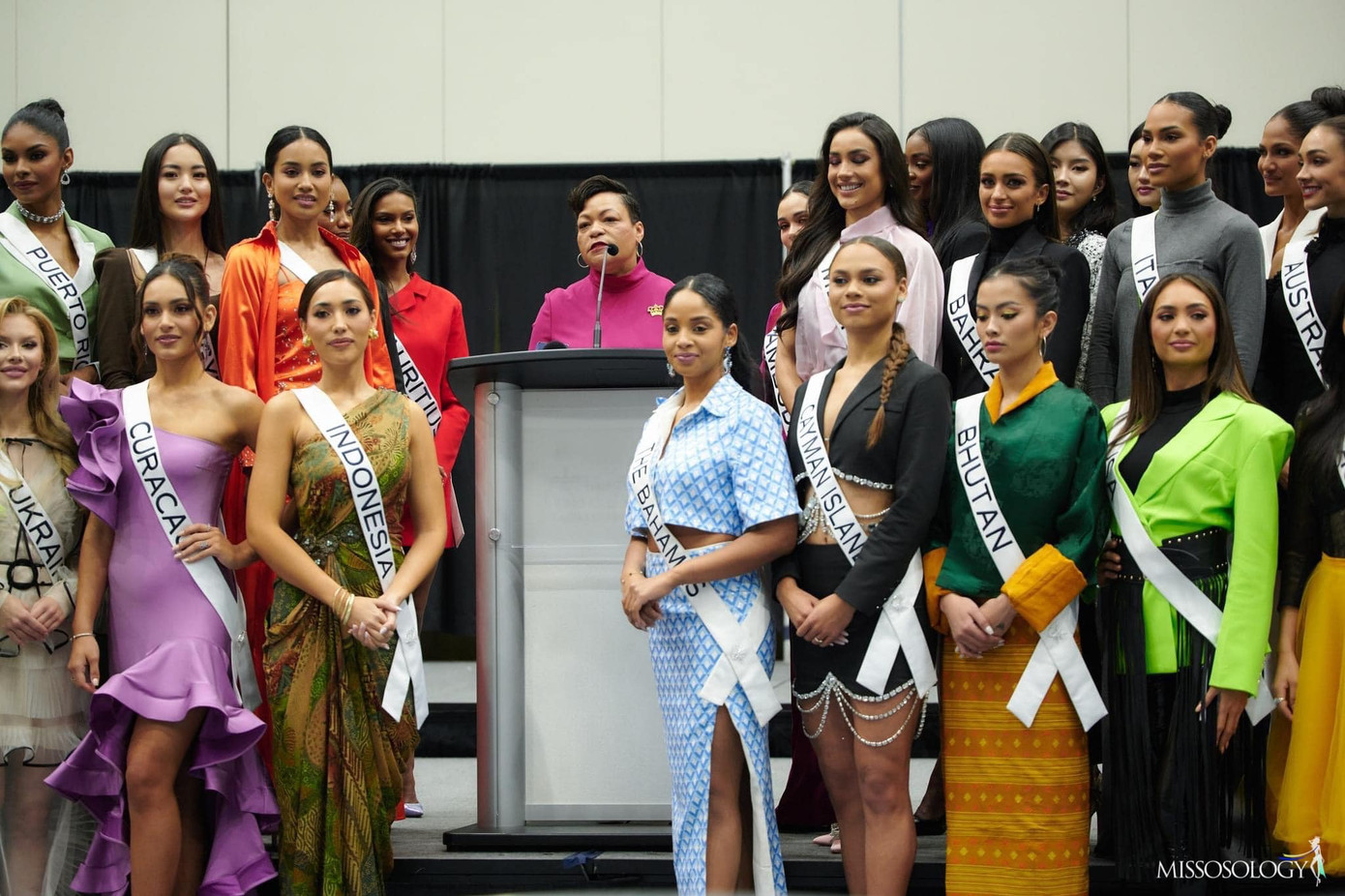 Sau buổi tiệc tối, 84 thí sinh đã tham dự buổi họp báo ra mắt truyền thông. Sự kiện có sự tham dự của đương kim Hoa hậu Hoàn vũ 2021 Harnaaz Sandhu, chủ tịch Miss Universe và chủ sở hữu mới cuộc thi là nữ tỷ phú chuyển giới Thái Lan - Anne Jakrajutatip.