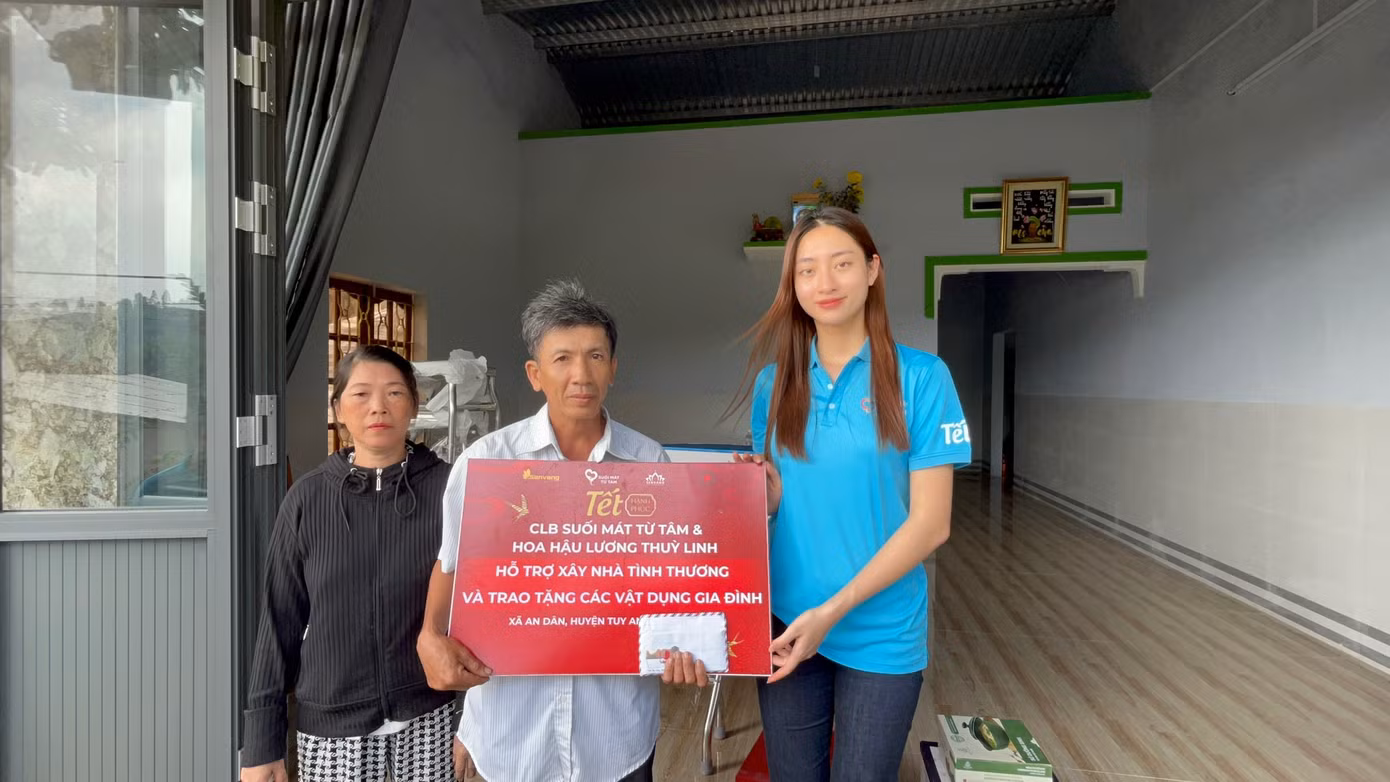 Lương Thùy Linh tặng nhà cho người dân ở Phú Yên.