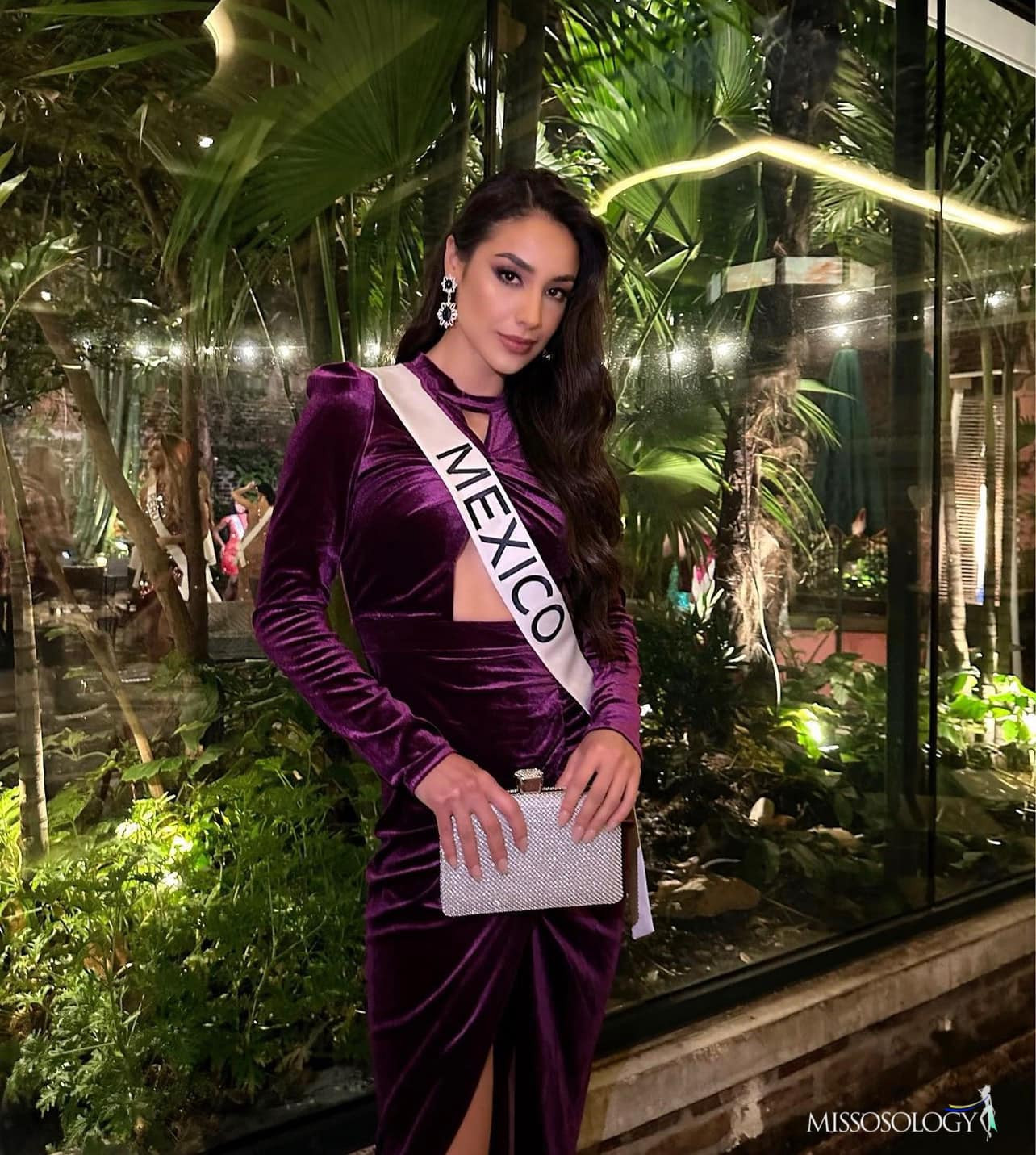 Mexico cũng gây chú ý ở khu vực châu Mỹ. Trong khi đó người đẹp Ấn Độ được đánh giá là có nhiều tiềm năng kế nhiệm người chị đồng hương - đương kim Hoa hậu Hoàn vũ 2021 Harnaaz Sandhu.