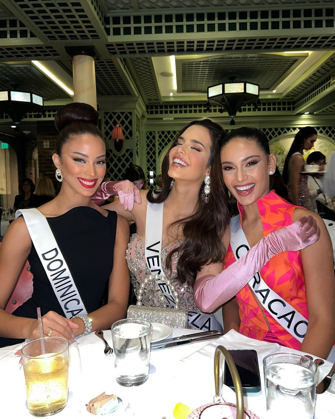 Đại diện Venezuela - Amanda Dudamel luôn thể hiện là thí sinh thân thiện tại cuộc thi Miss Universe 2022.