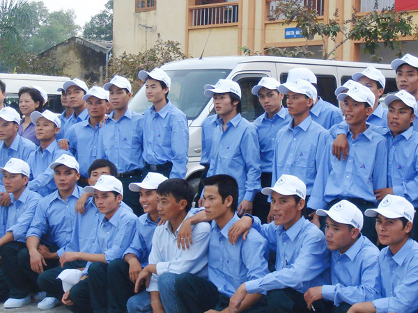 Lao động chuẩn bị xuất cảnh đi làm việc ở nước ngoài. Ảnh: N.P.C. Lao động chuẩn bị xuất cảnh đi làm việc ở nước ngoài. Ảnh: N.P.C