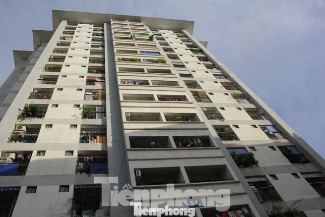 Chỉ trong vòng vài tháng, giá căn hộ Hà Nội đã tăng từ 100 – 200 triệu đồng/căn. (Ảnh: Lộc Liên) Chỉ trong vòng vài tháng, giá căn hộ Hà Nội đã tăng từ 100 – 200 triệu đồng/căn. (Ảnh: Lộc Liên)