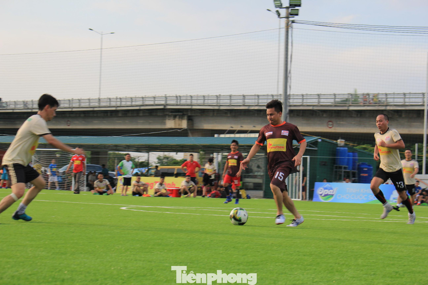 Chung cuộc đội báo Tiền Phong thắng đậm đội báo Bảo vệ Pháp luật với tỷ số 8-2