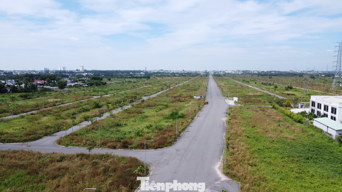 Về dự án này, UBND tỉnh Bình Dương đã đề nghị các đơn vị liên quan tích cực hướng dẫn, hỗ trợ chủ đầu tư sớm hoàn thiện các thủ tục pháp lý, đẩy nhanh tiến độ, tránh gây lãng phí quỹ đất.