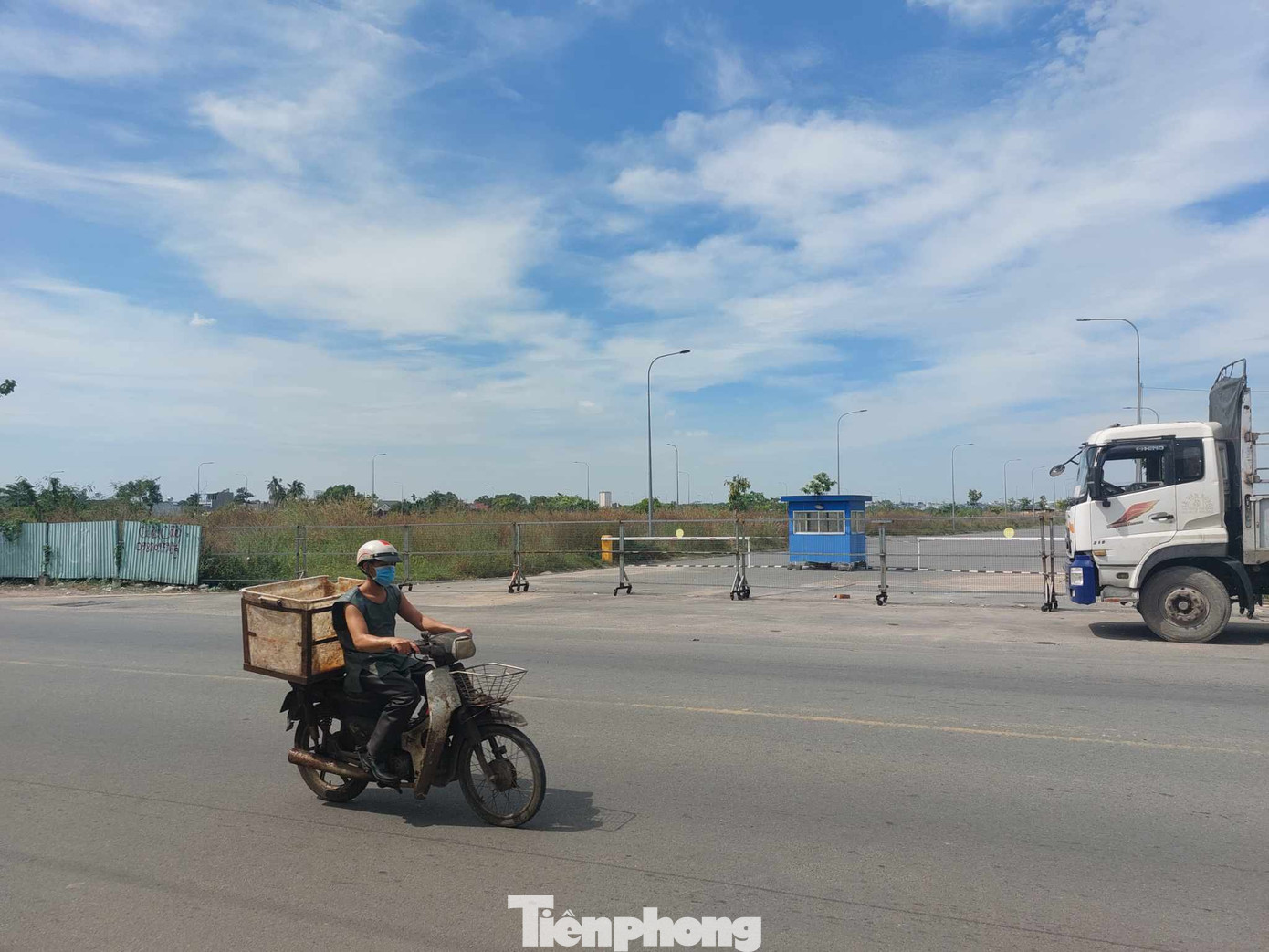 Tháng 1/2020, Thanh tra Sở Xây dựng Bình Dương đã ban hành quyết định xử phạt vi phạm hành chính đối với Công ty TNHH Phát triển Đô thị Đông Bình Dương vì xây dựng công trình không có giấy phép xây dựng, số tiền xử phạt là 40 triệu đồng.