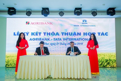 Agribank hỗ trợ nông dân tiếp cận máy móc nông nghiệp công nghệ cao ảnh 1