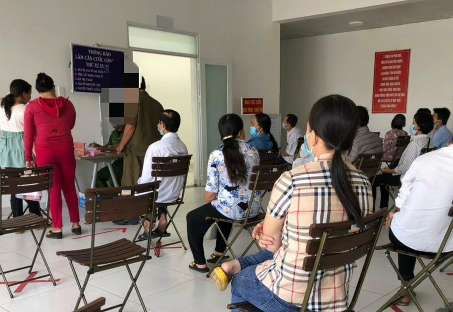 Một điểm cấp CCCD cho người dân ở Bình Dương Một điểm cấp CCCD cho người dân ở Bình Dương