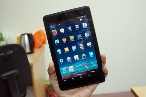 Sử dụng như 1 chiếc tablet. Sử dụng như 1 chiếc tablet