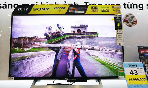 Quà bao la mua tivi thả ga trong tháng 3 tại Điện máy Xanh ảnh 1