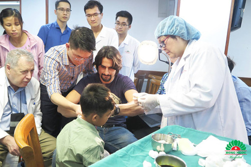 Chắp cánh ước mơ 2019: 30 trường hợp dị tật được phẫu thuật miễn phí ảnh 4